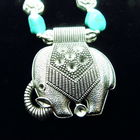 Boho Retro Good Luck Elephant Turquoise Pendant - Picture 5 of 6